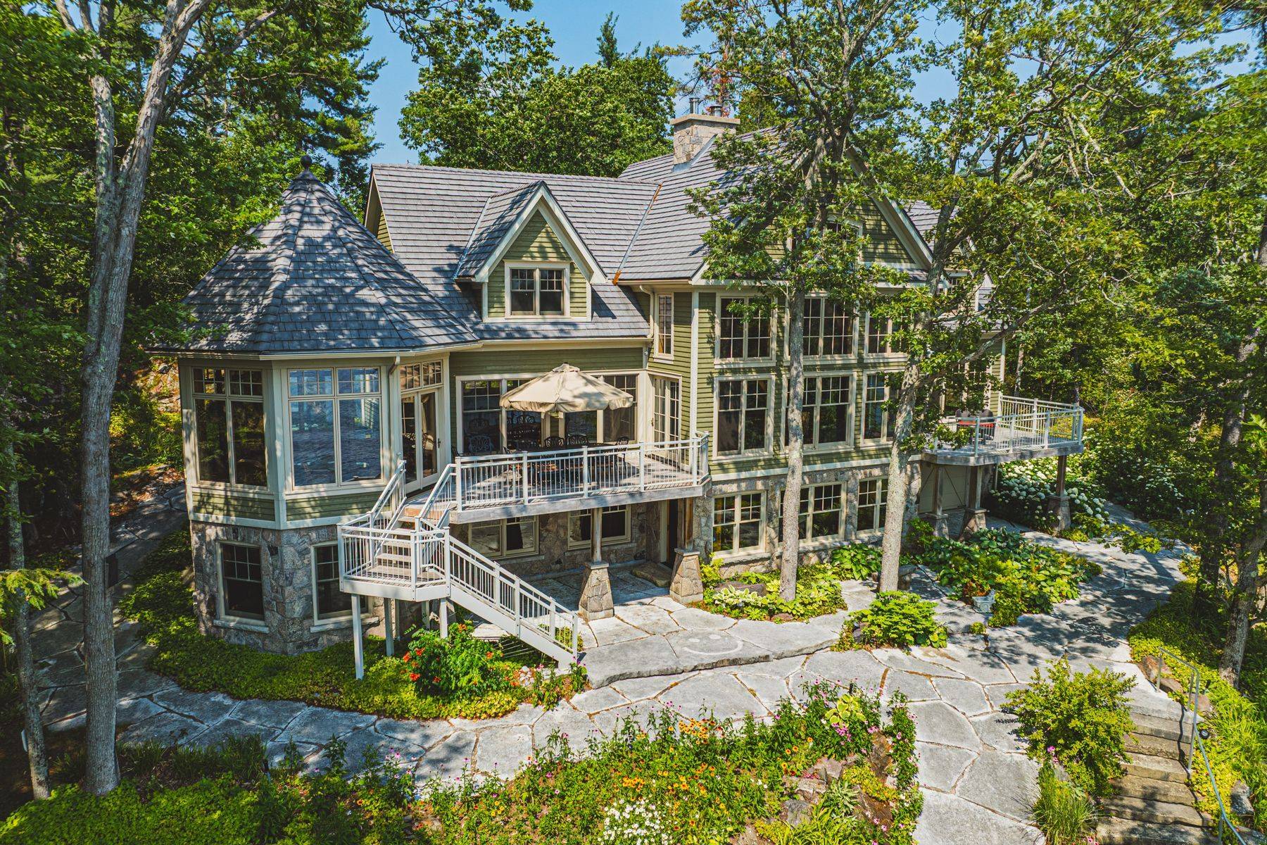 North Kawartha, ON K0L 3E0,2755 Casement IS
