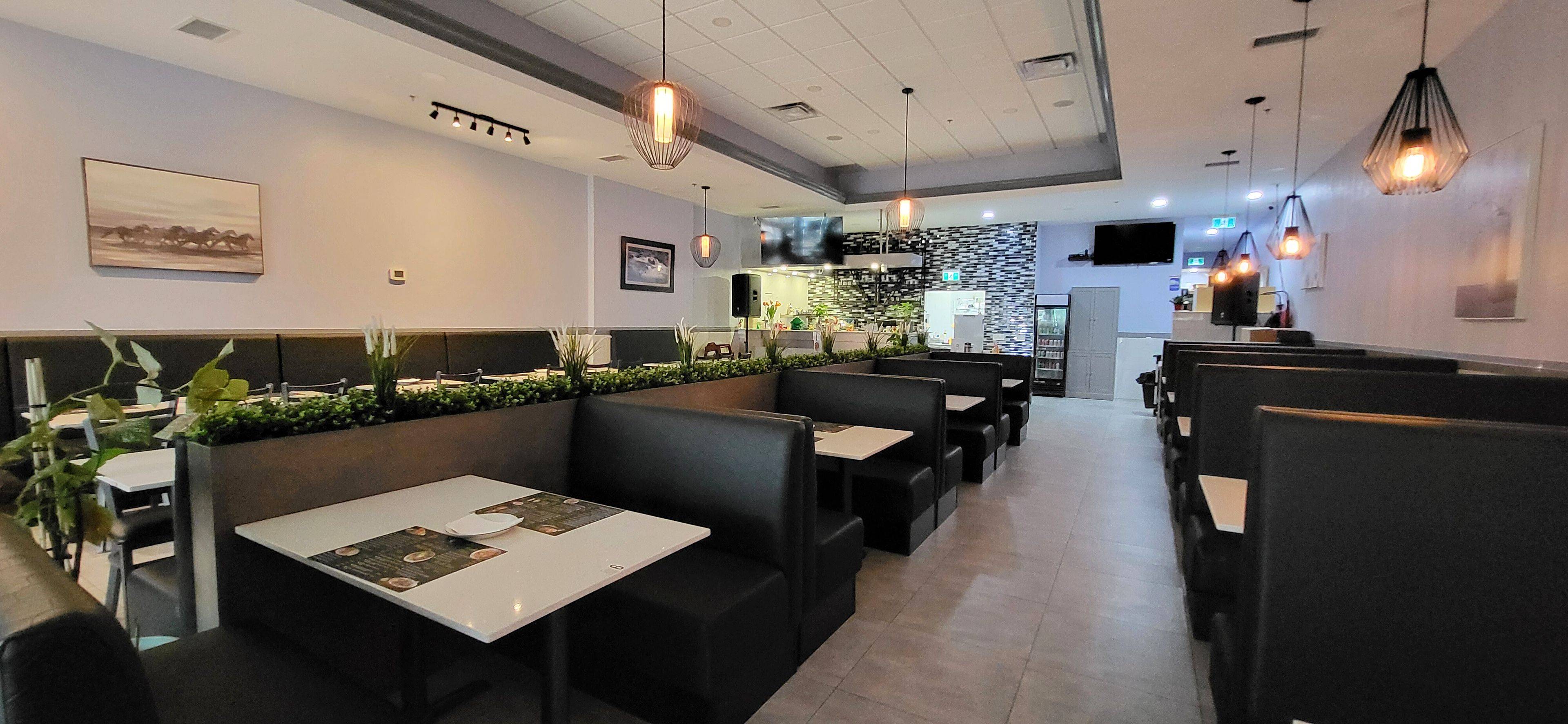 Hamilton, ON L9C 7N1,891 Upper James ST #101, 109