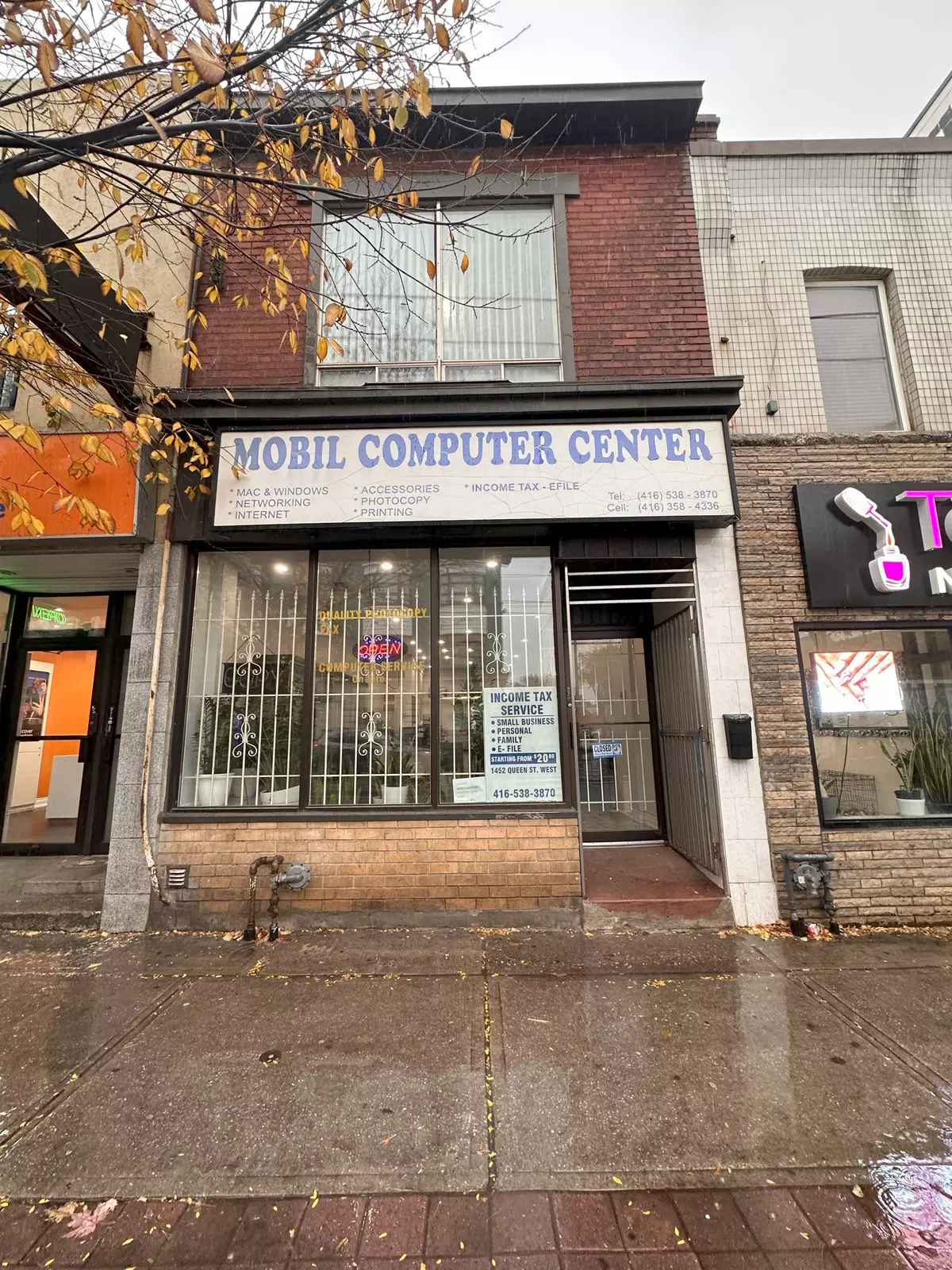 Toronto W01, ON M6K 1M2,1452 Queen ST W