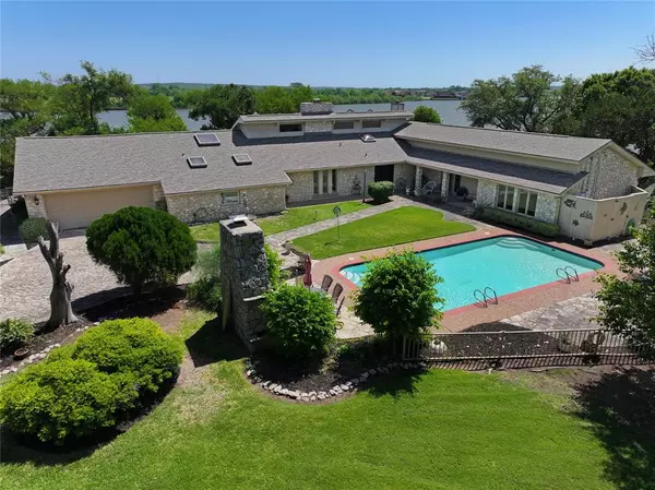 Granbury, TX 76048,1517 Lakeview Court