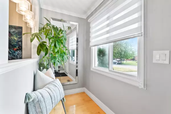 Oshawa, ON L1J 6R6,211 Severn ST