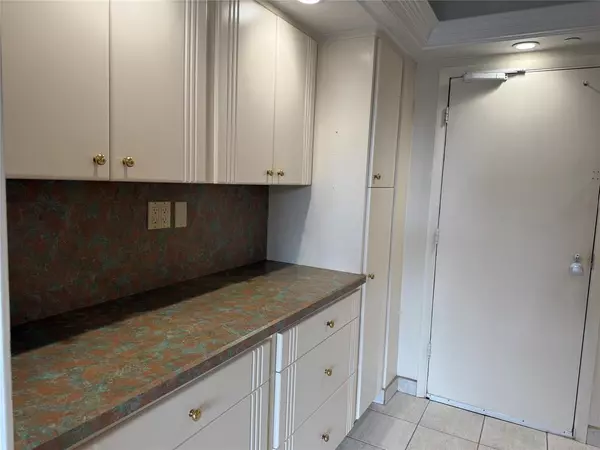 Fort Lauderdale, FL 33308,3333 NE 34th St #210