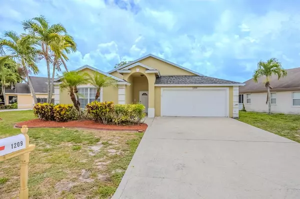 1209 Hatteras Cir, Greenacres, FL 33413