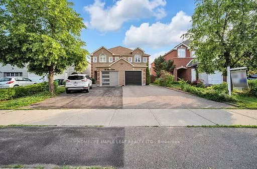 33 Kitto CT, Brampton, ON L6Y 5A9