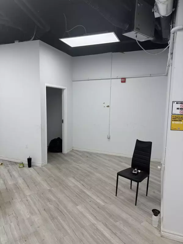 Kingston, ON K7L 1E5,652 Princess ST #120
