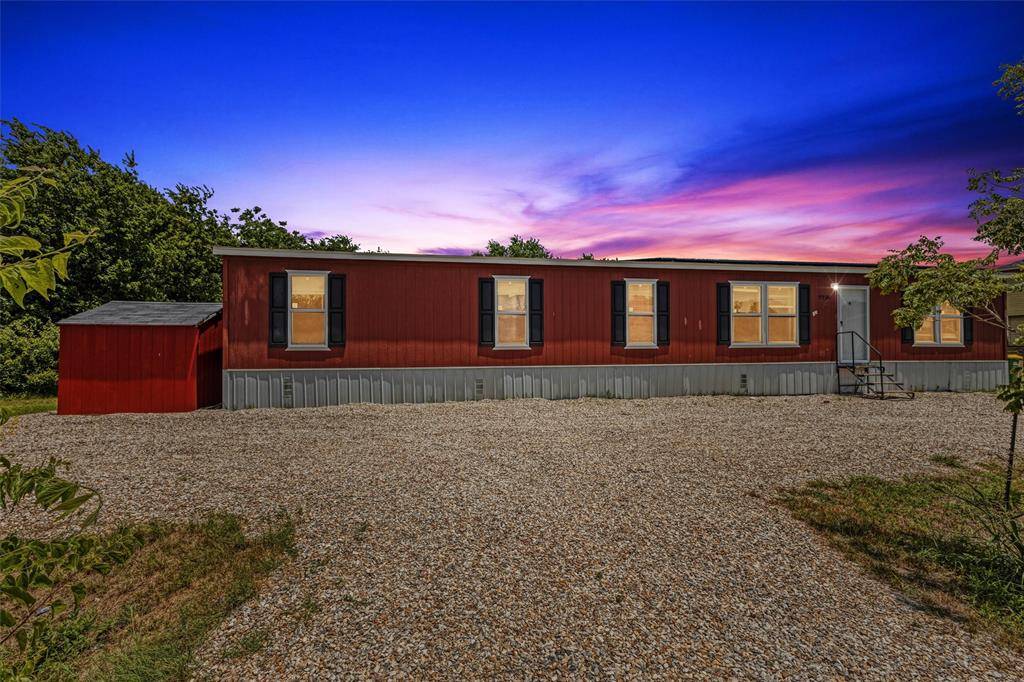 7734 Stanley Court, Joshua, TX 76058