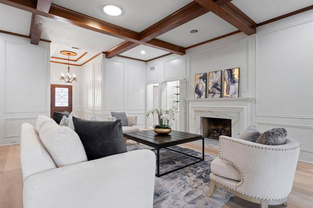 Dallas, TX 75248,6104 Bluff Point Drive