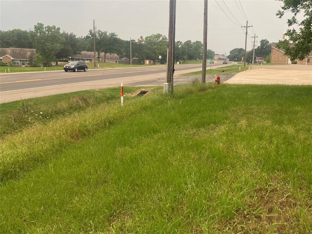 Emory, TX 75440,300 S Texas Street