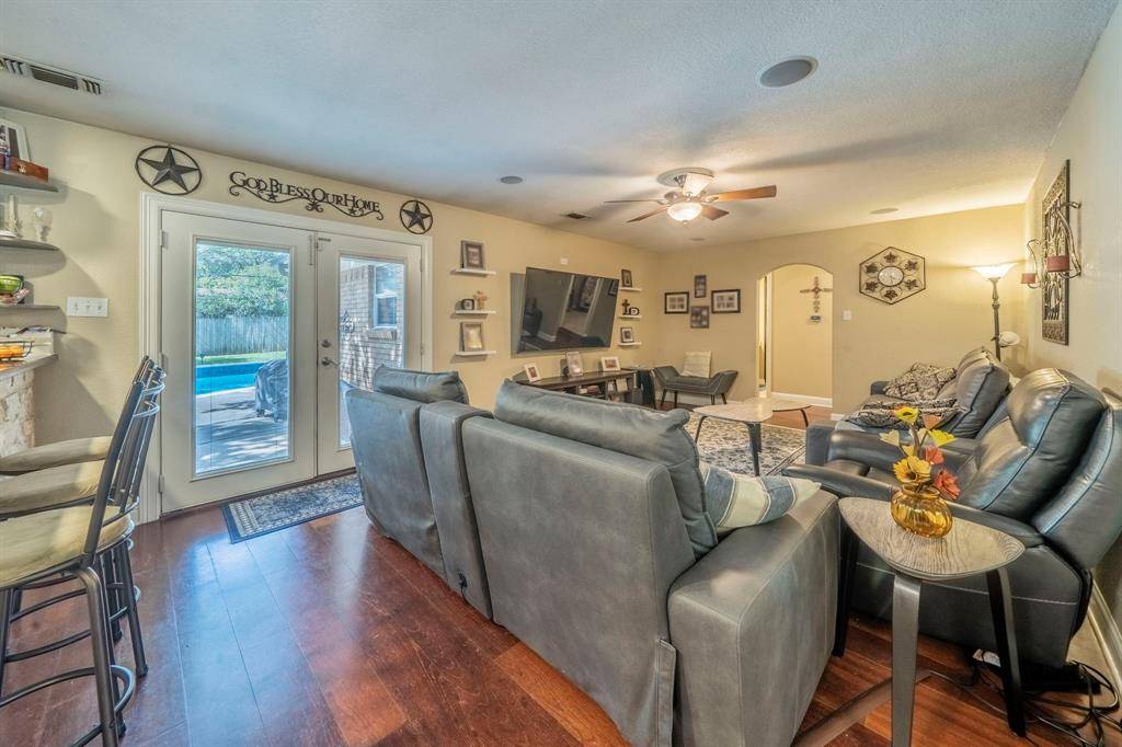 Hurst, TX 76054,604 Brookview Drive