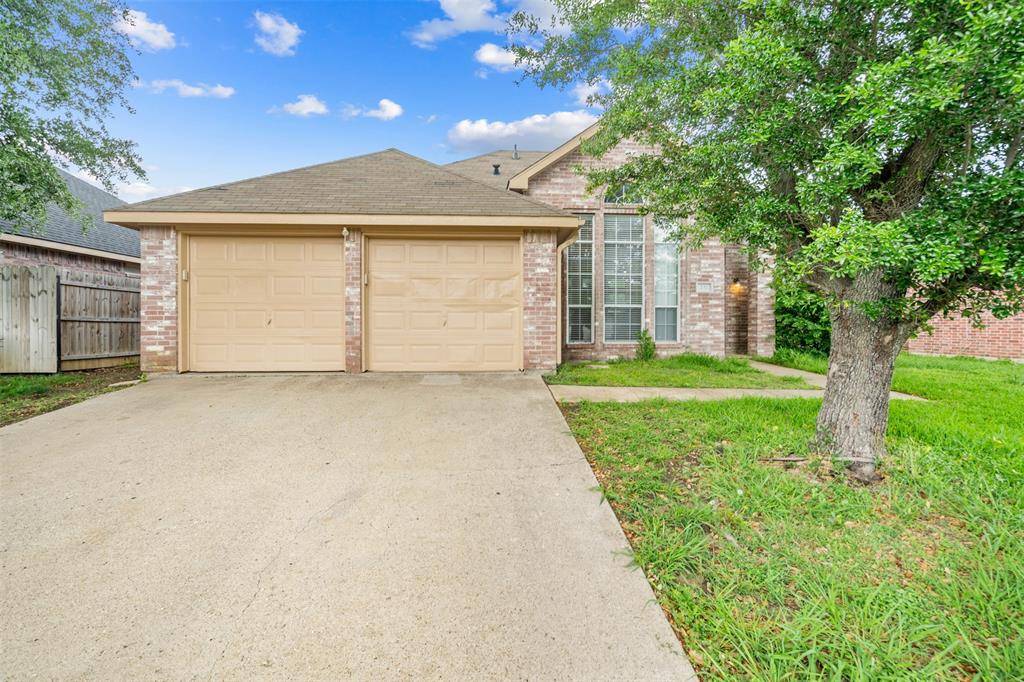 Glenn Heights, TX 75154,237 W Willow Creek Drive