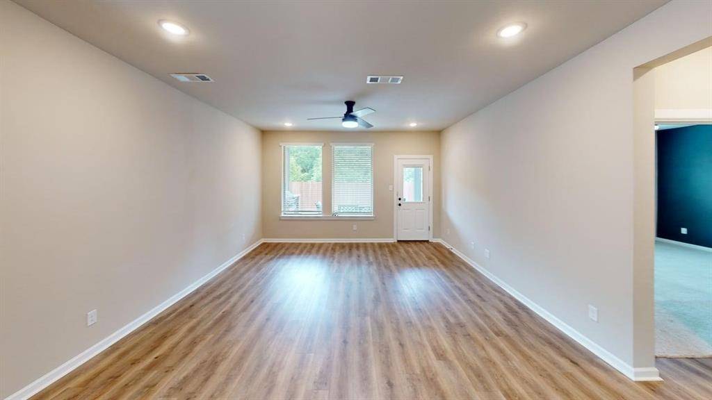 Garland, TX 75043,5521 Capilano Court