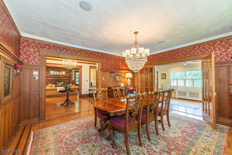 Mountain Lakes Boro, NJ 07046,137 Boulevard