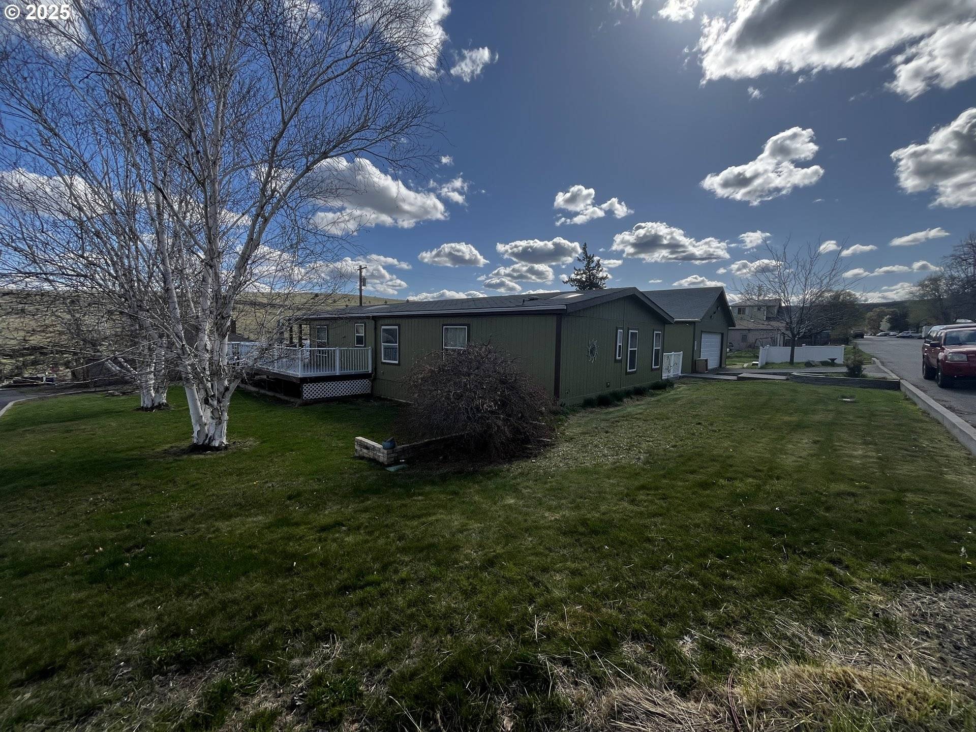 299 4TH ST, Maupin, OR 97037