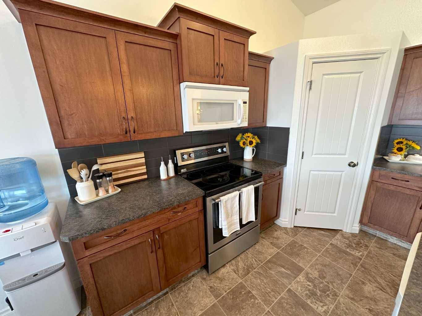 Rocky Mountain House, AB T4T 0B2,4421 54 ST
