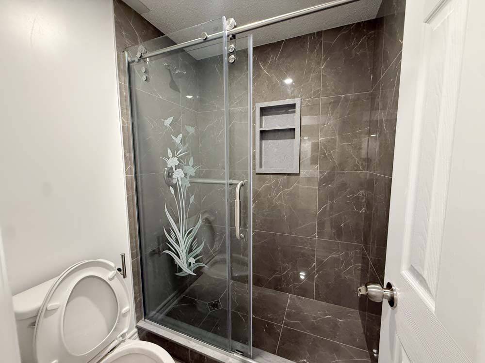 Toronto C14, ON M2N 4P4,188 Olive AVE #Unit 2