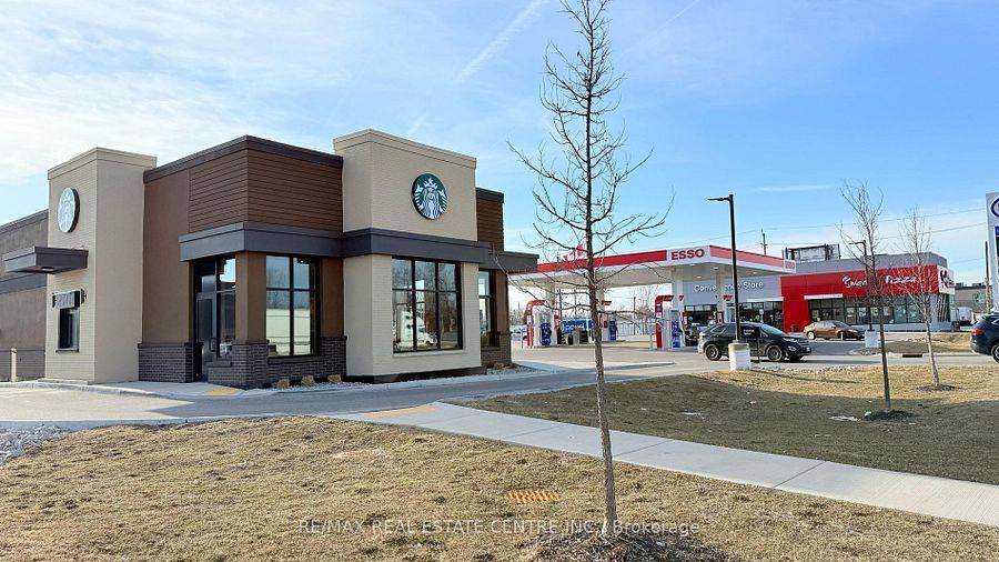 2139 Huron Church RD, Windsor, ON N9C 2L8