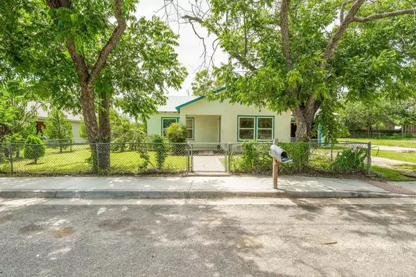 Stephenville, TX 76401,280 W Walnut Street