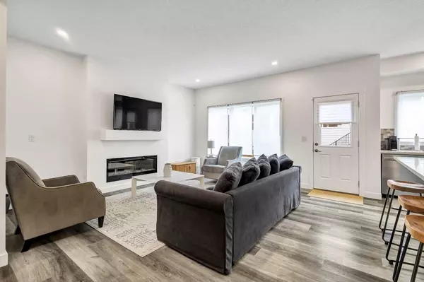 Calgary, AB T2Y 0S5,890 Bluerock WAY SW