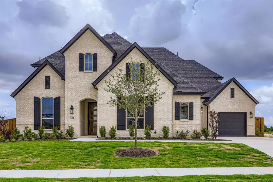 1402 Fieldstone Drive, Midlothian, TX 76065