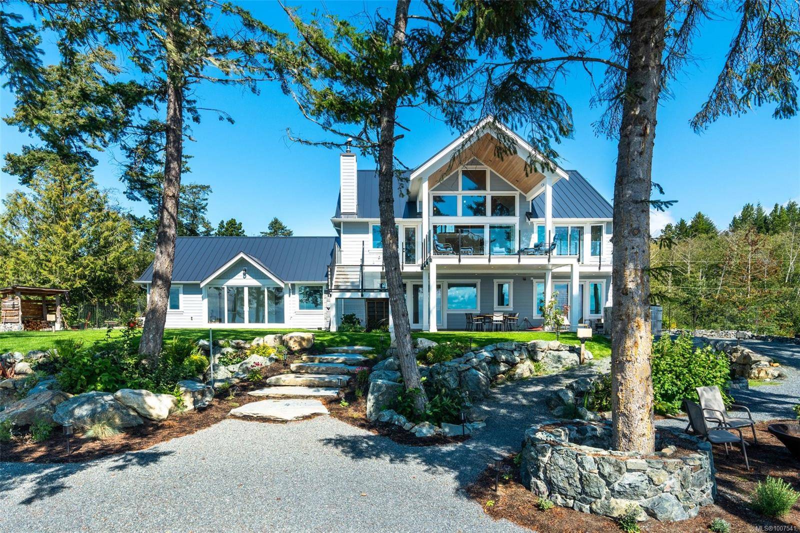 8805 West Coast Rd, Sooke, BC V9Z 1E7