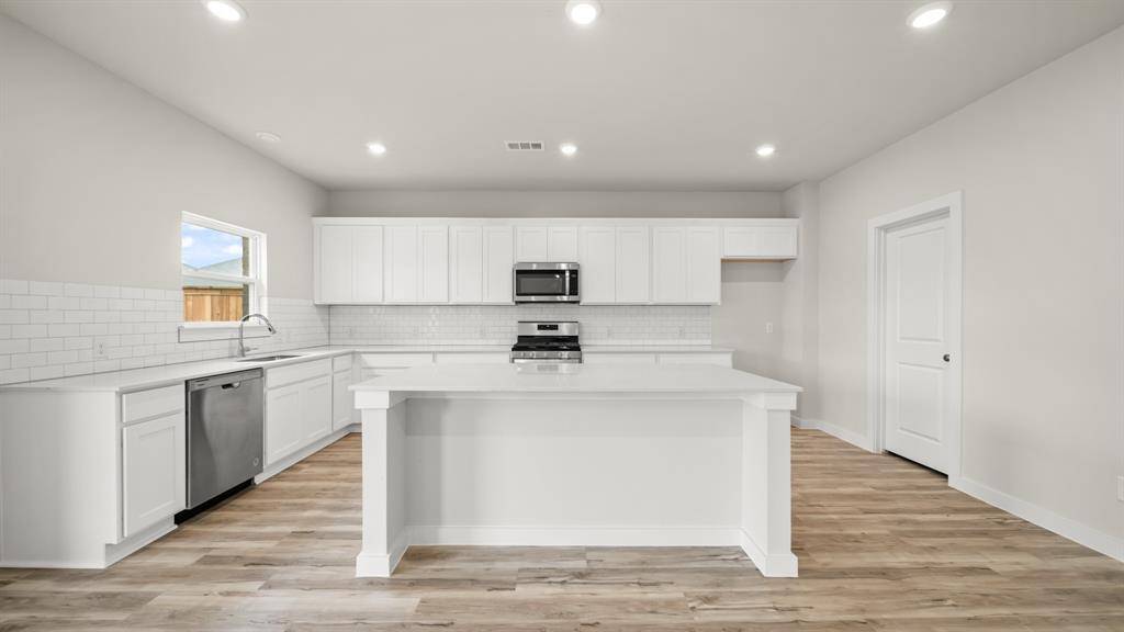 Forney, TX 75126,740 Vineyard Way