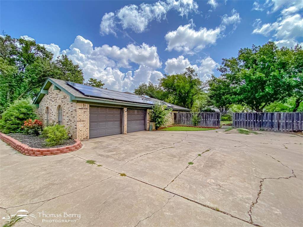 Abilene, TX 79602,1925 Lytle Trail