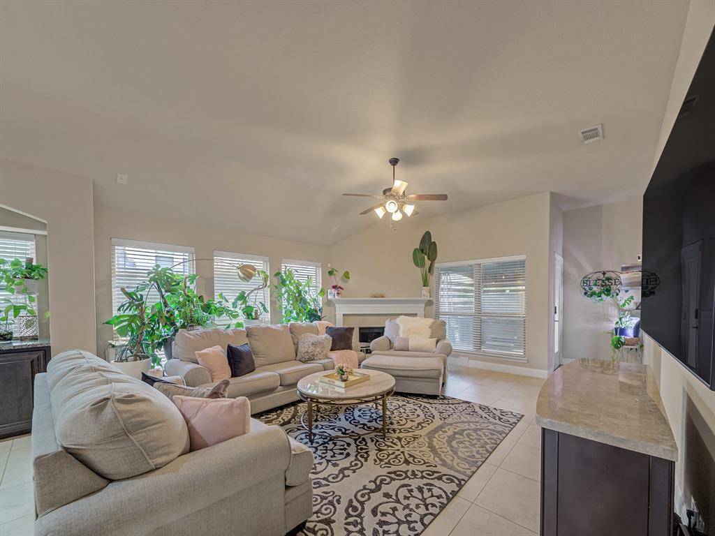 Mansfield, TX 76063,4312 Carnation Lane