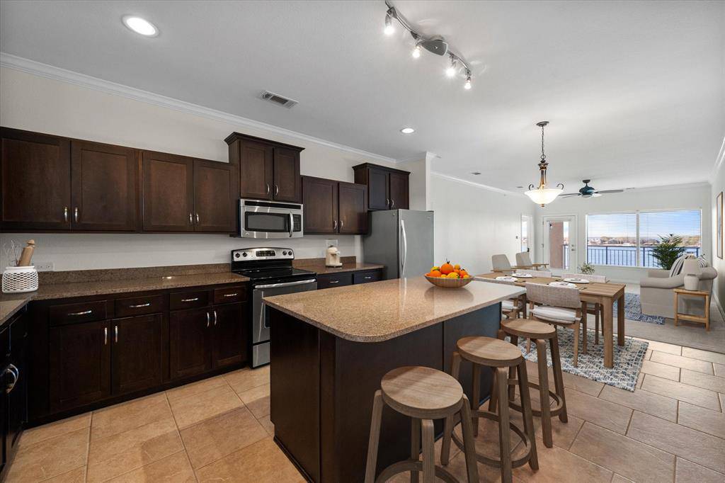 Corsicana, TX 75109,9900 Northshore Boulevard #3408