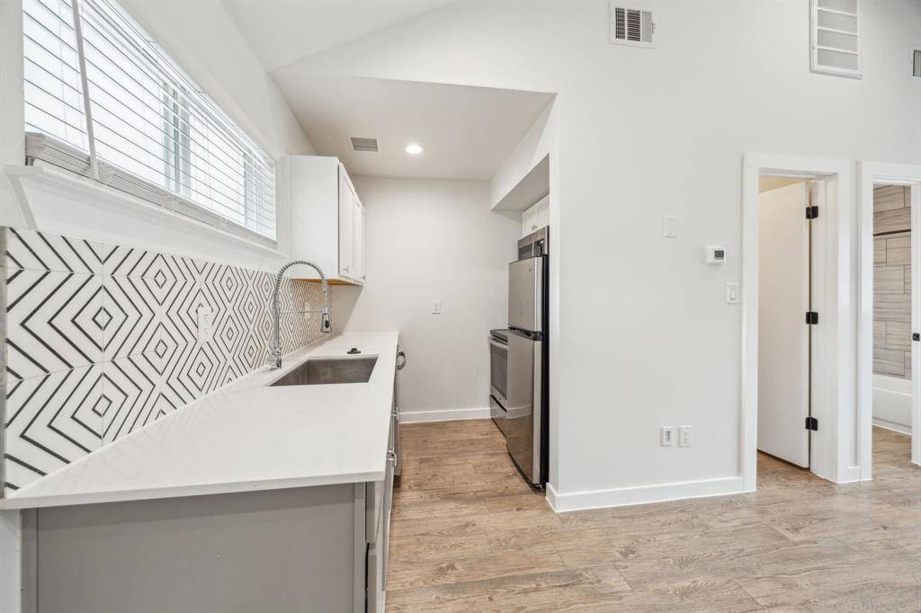 Dallas, TX 75206,5018 San Jacinto Street