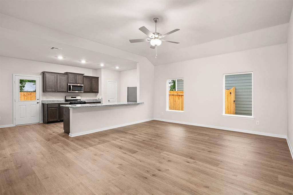 Terrell, TX 75160,208 Southgate Drive