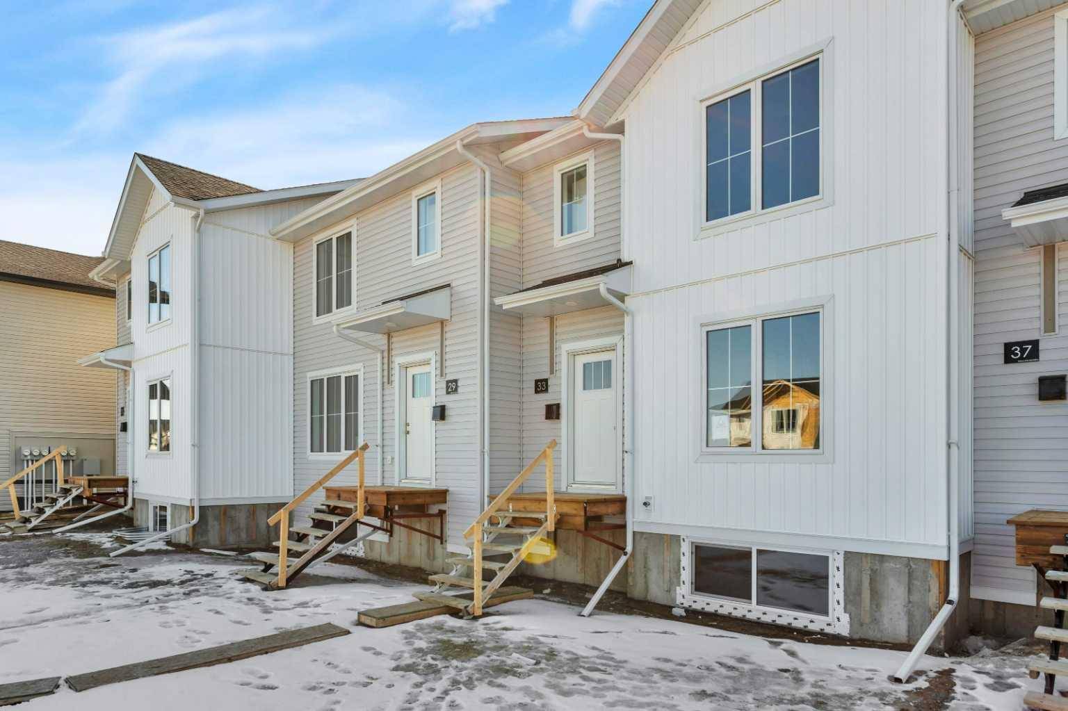 25 Anna Close, Blackfalds, AB T4M 0N1