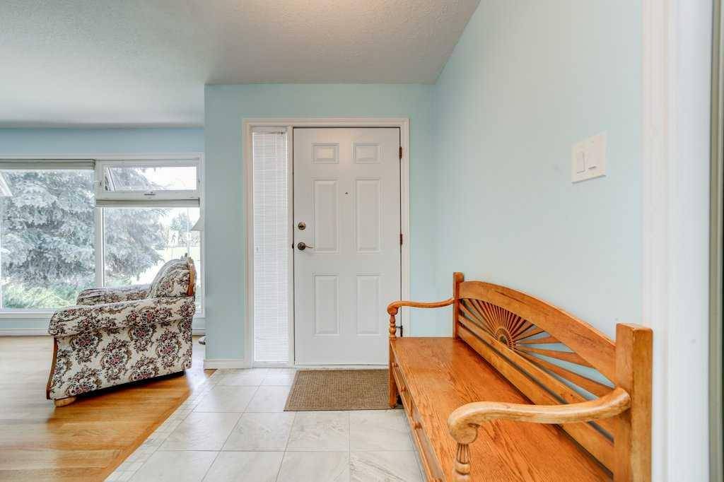 Lethbridge, AB T1K 3W7,357 Laval BLVD West