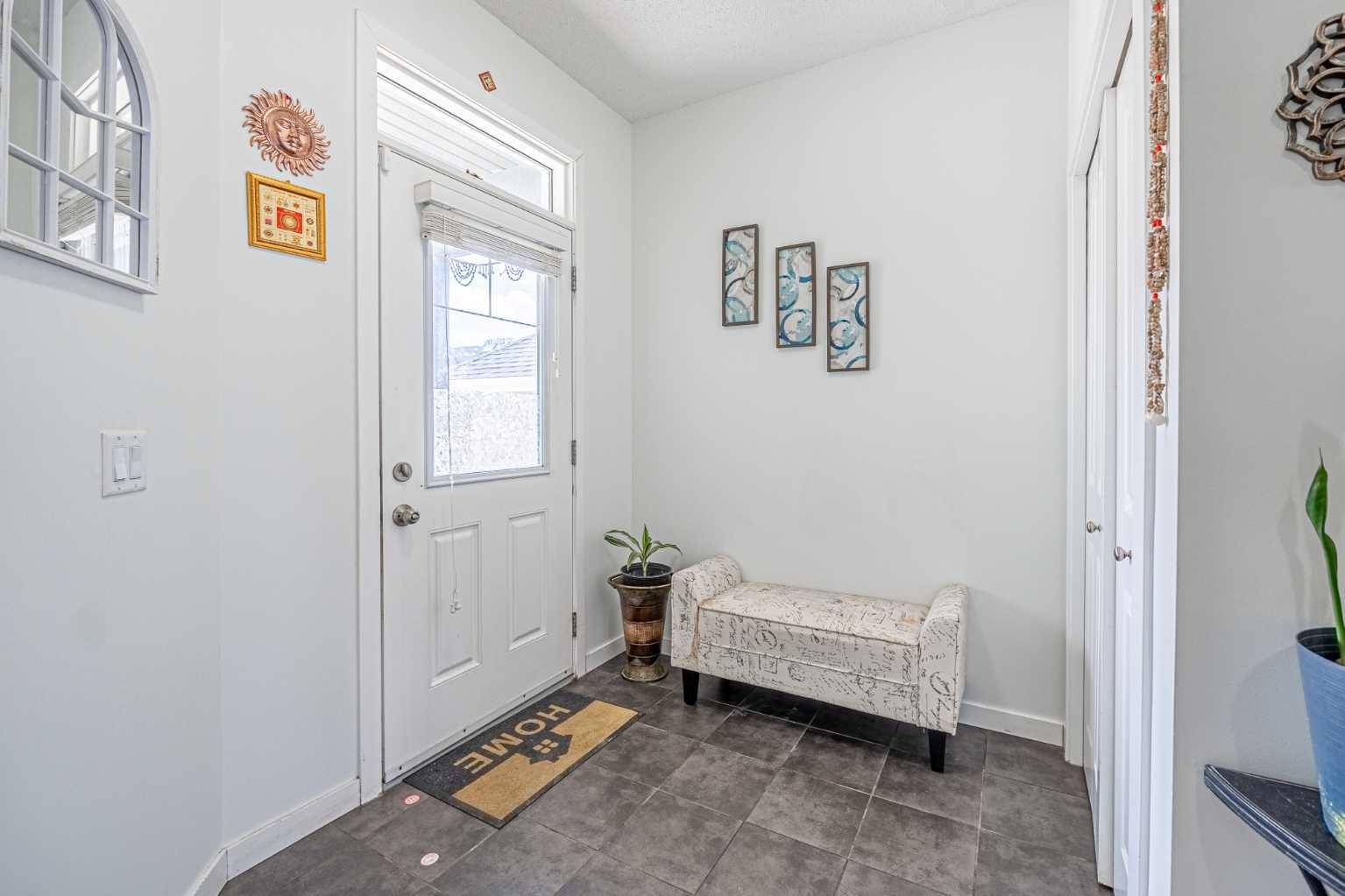Calgary, AB T3N 0M1,146 Skyview Point CRES Northeast