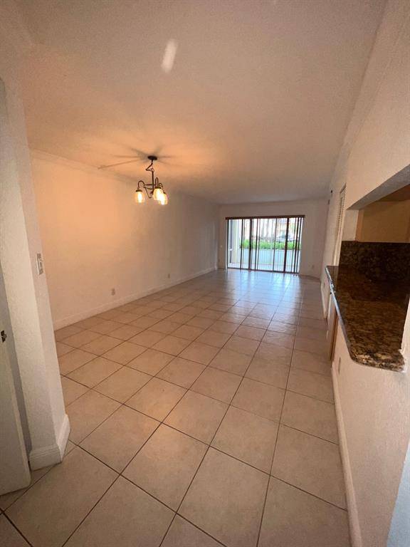 Coral Springs, FL 33071,1122 Coral Club Dr #1122