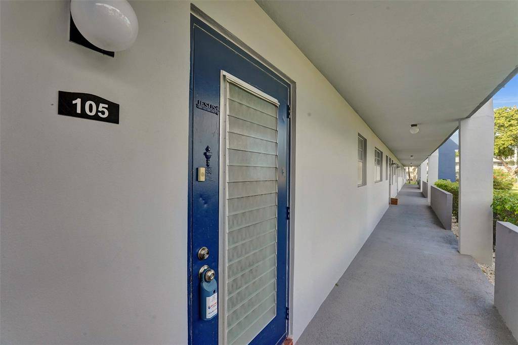 Margate, FL 33063,7897 Golf Circle Dr #105