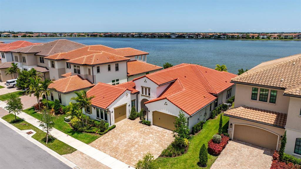 Parkland, FL 33076,8980 W Parkland Bay Trl