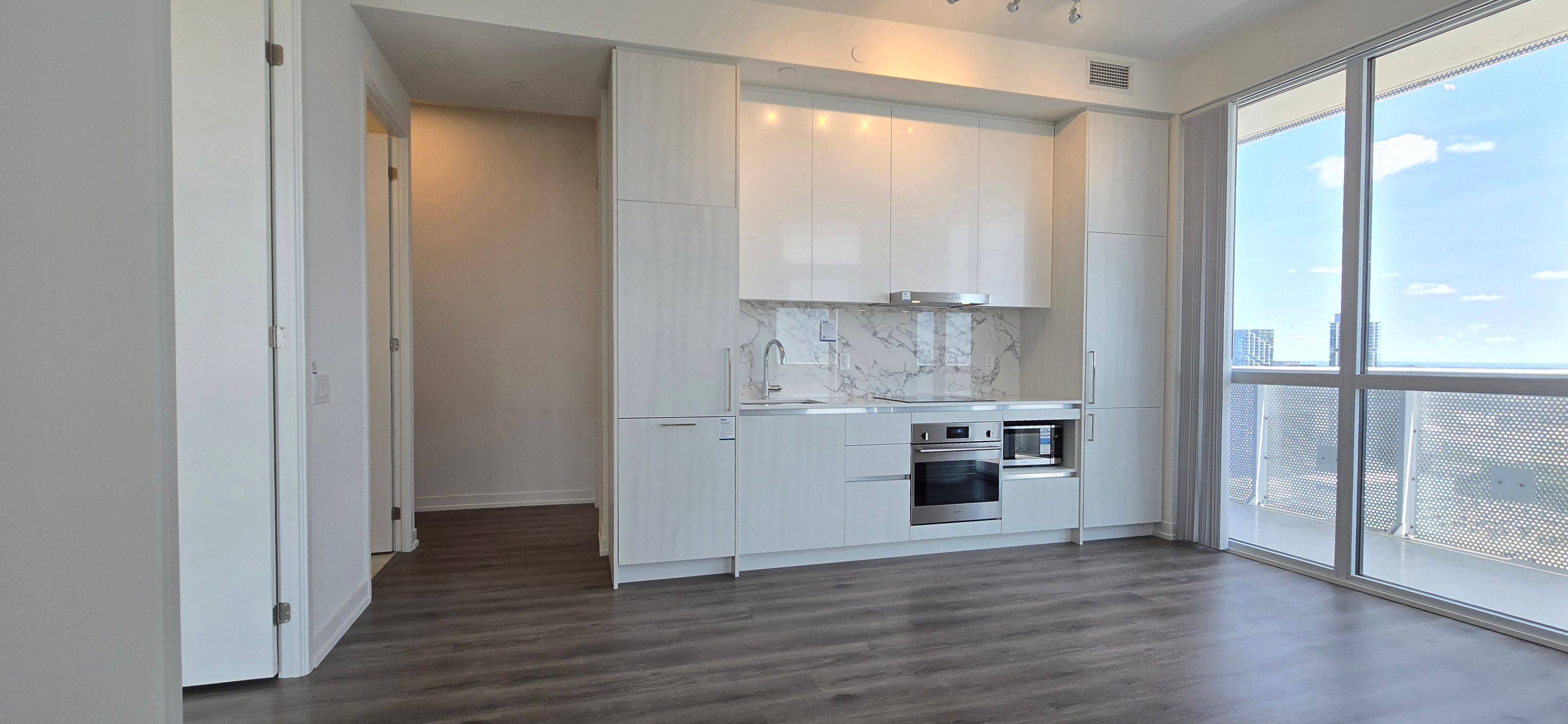 225 Commerce ST #4702, Vaughan, ON L4K 0R1