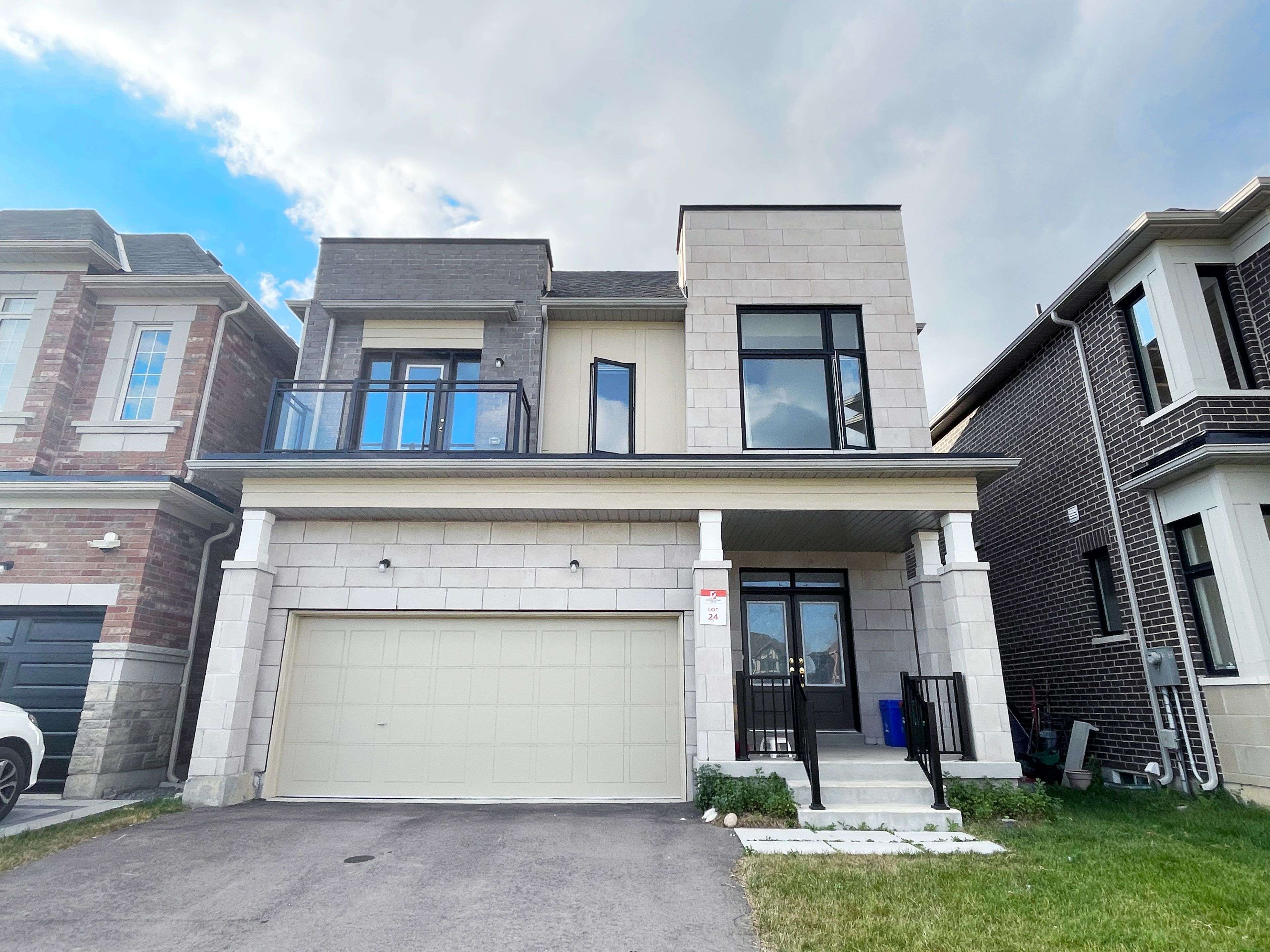 126 William F Bell Pkwy, Richmond Hill, ON L4S 0L4