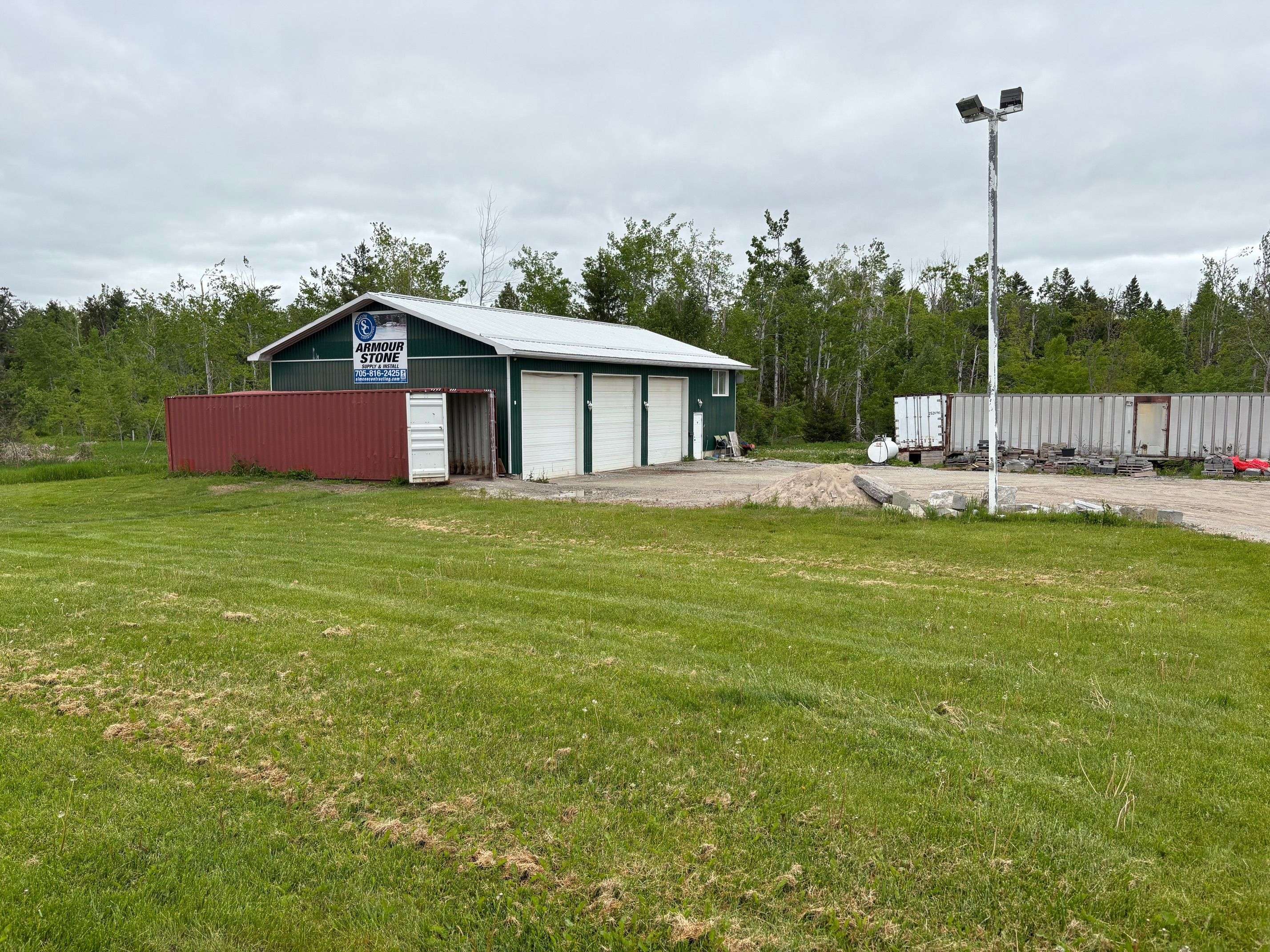 1013 Penetanguishene RD, Oro-medonte, ON L4M 4Y8