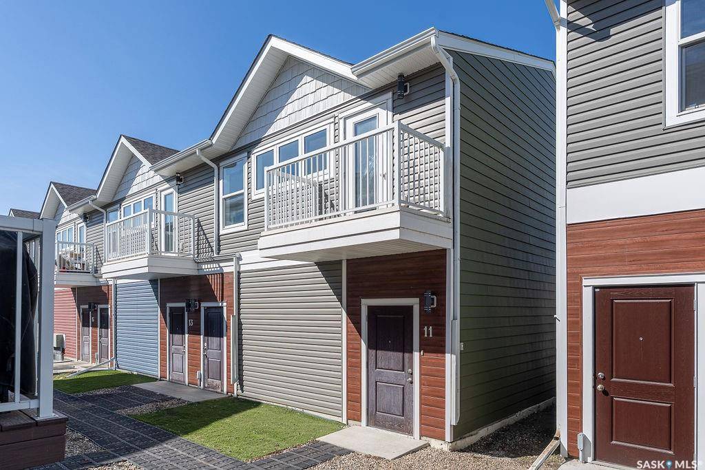 401 L AVENUE S #11, Saskatoon, SK S7M 2H2