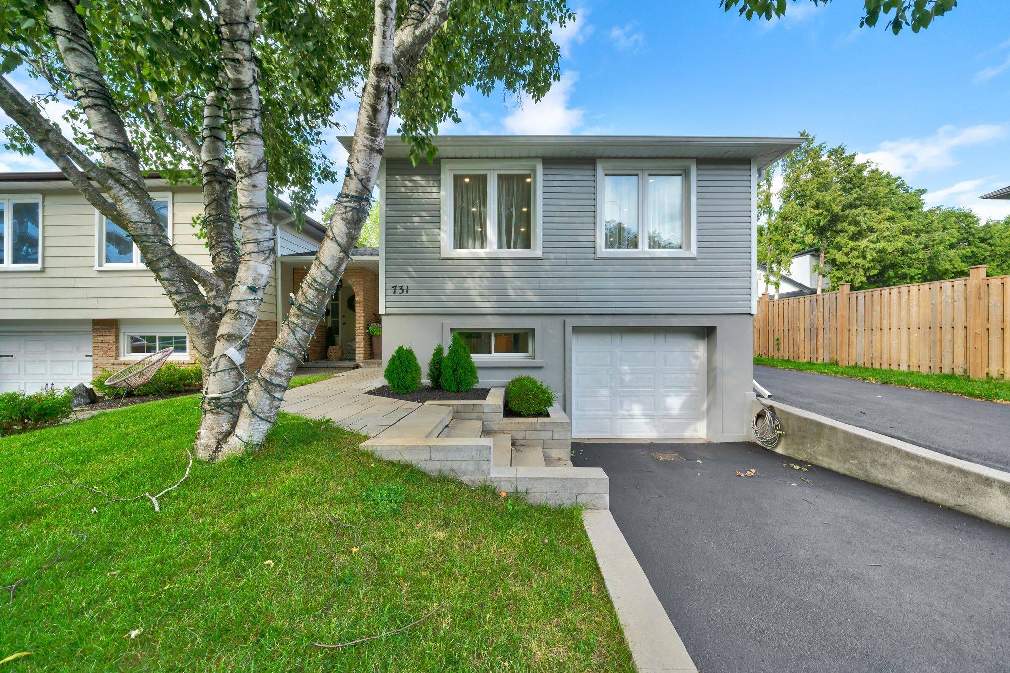 Burlington, ON L7S 1W9,731 Hager AVE