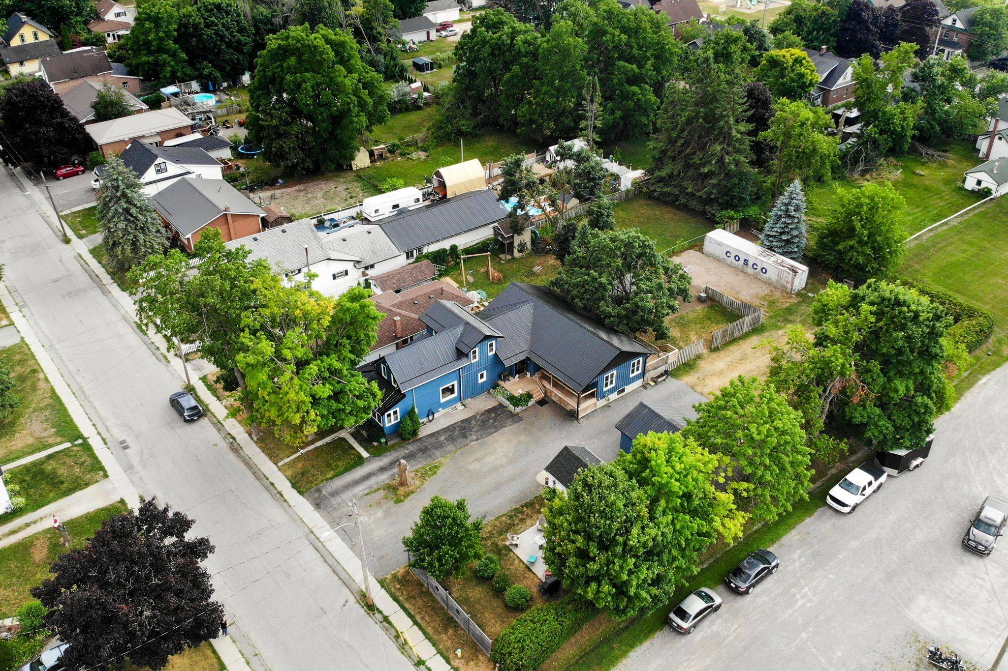 Kawartha Lakes, ON K9V 2K5,3 Duke ST