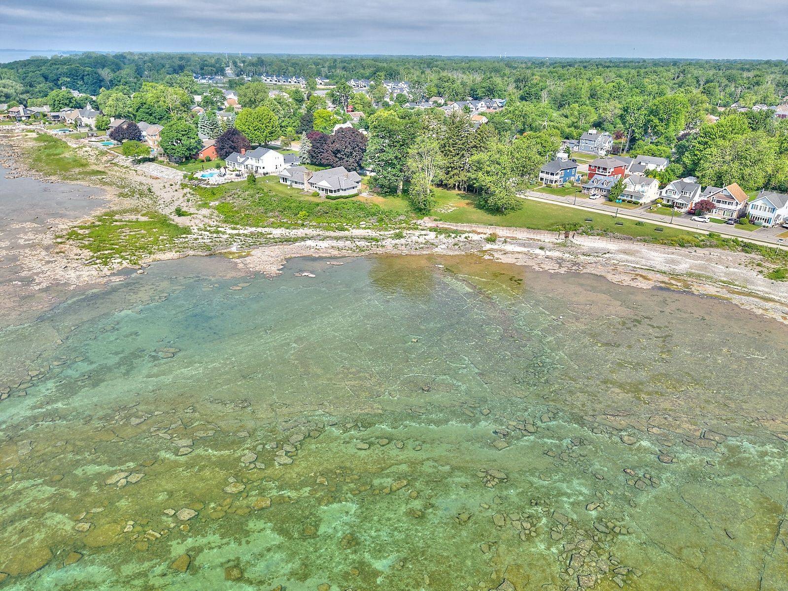 Fort Erie, ON L2A 1B8,V/L Lakeshore RD