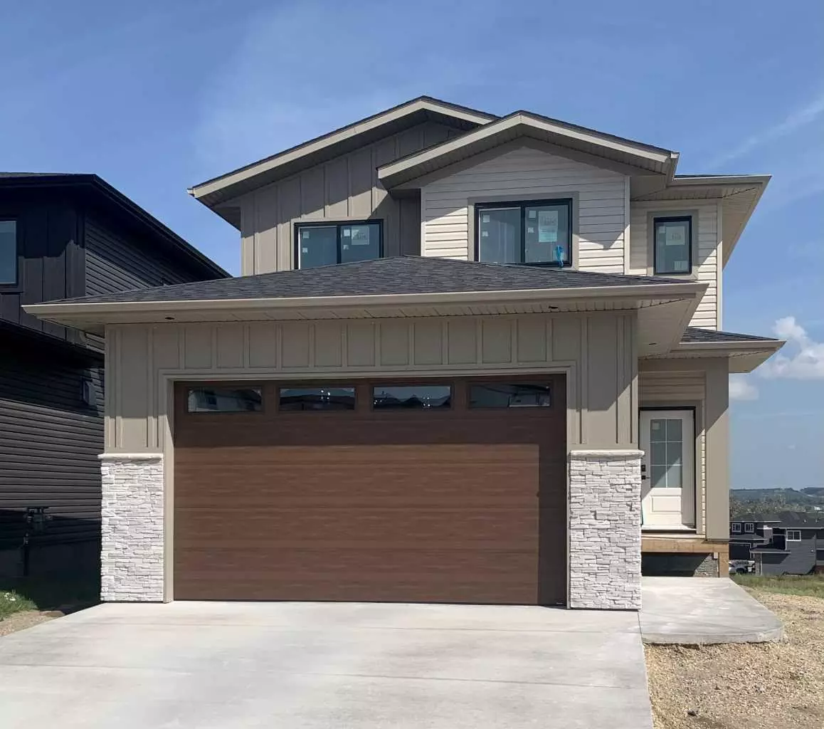 Sylvan Lake, AB T4S 0V7,7 Vincent Gate