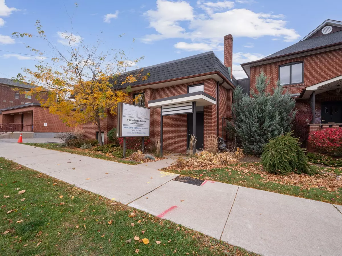 Caledon, ON L7E 1C7,33 King ST W #West Side Lower