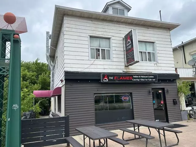 Hamilton, ON L8G 1K3,81 King ST E
