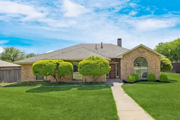 1343 Marble Canyon Drive, Desoto, TX 75115