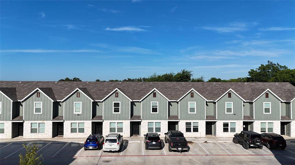 402 Garrett Court, Stephenville, TX 76401