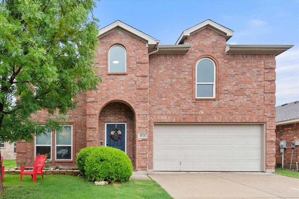 10528 Turning Leaf Trail,  Fort Worth,  TX 76131