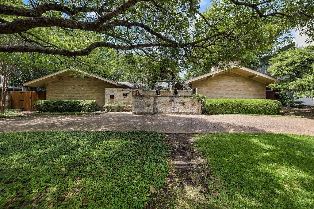 3839 N Versailles Avenue, Dallas, TX 75209